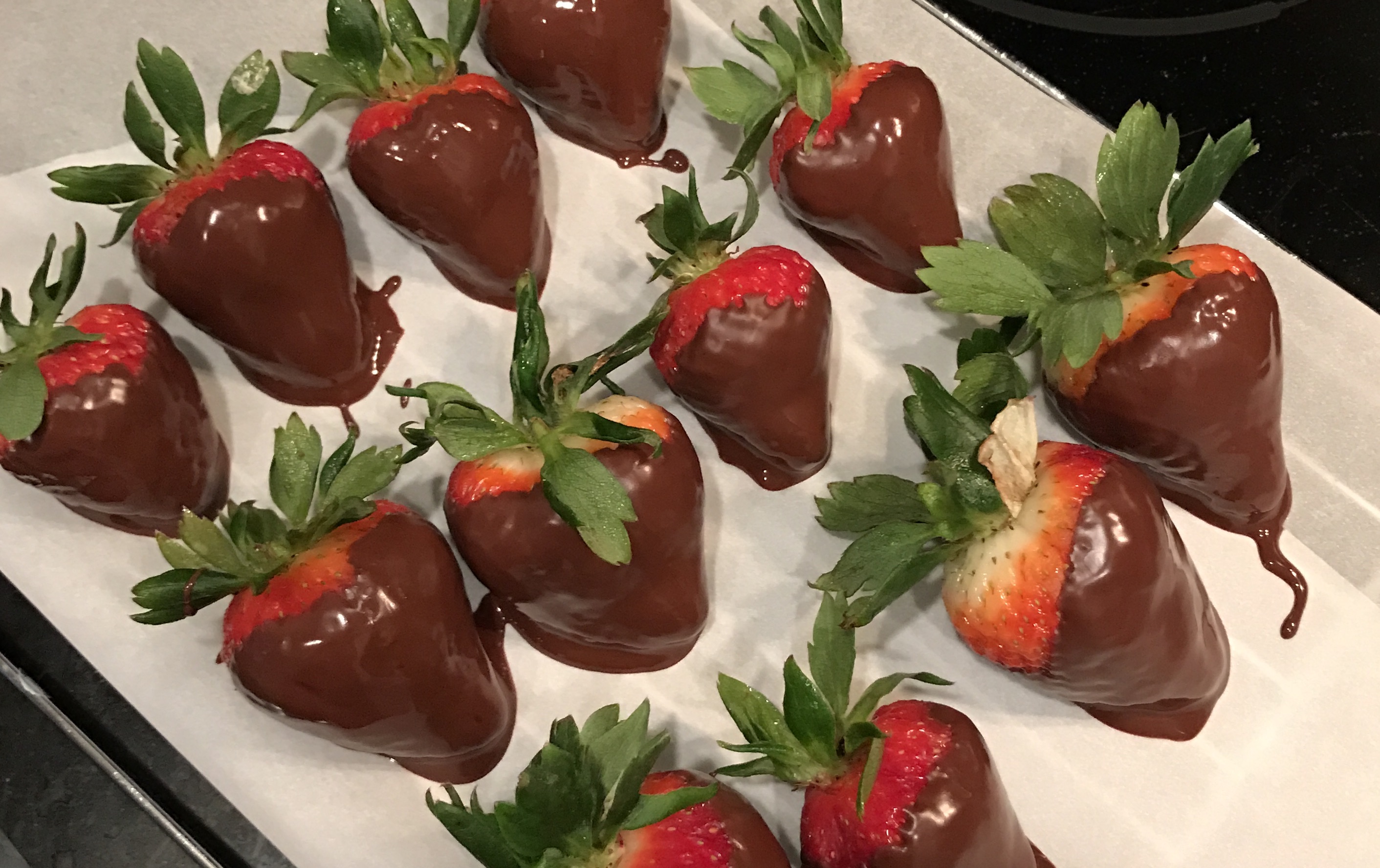 Chocolate Covered Strawberries (Dairy-Free, Vegan, Paleo) • One Lovely Life